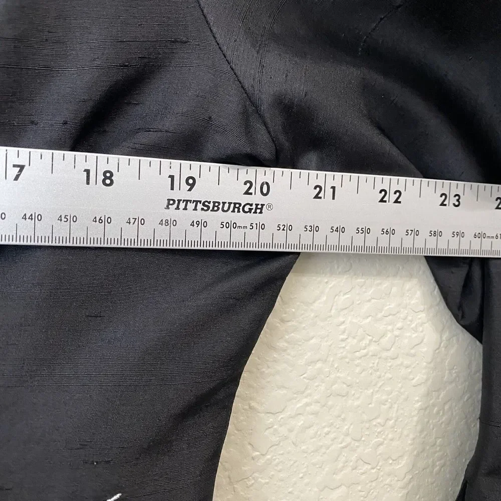 Silkland Blouse Top Womens Size 12 Silk Black Embroidered Fishes - Picture 5 of 7